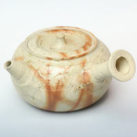 Master Toju(deceased), white clay hidasuki kyusu 170ml, Japanese Tokonameyaki sencha teapot, wood box