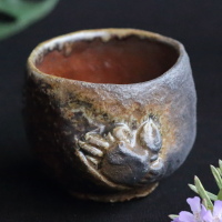 Hiroaki Omori, crab cup 130ml, unglazed wood-fired Bizenyaki guinomi, tebineri made, wood box, Jindogama